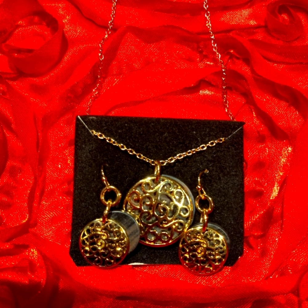 Necklace and earrings